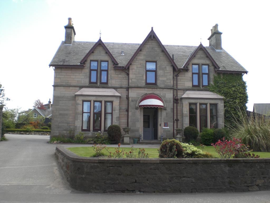 Moraydale Guest House Елджин Екстериор снимка