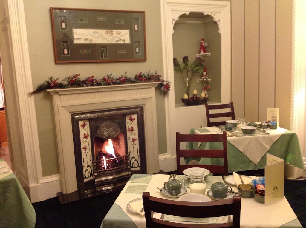 Moraydale Guest House Елджин Екстериор снимка